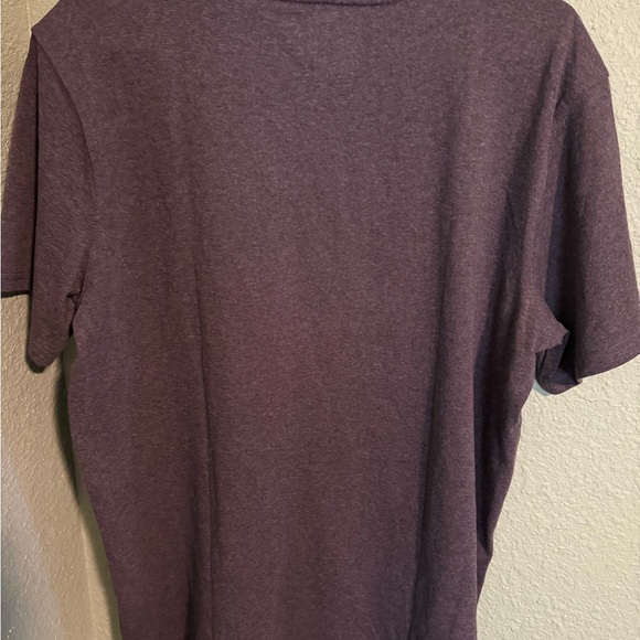 Women’s Carhartt Maroon Loose Fit T-Shirt - Picture 3 of 3